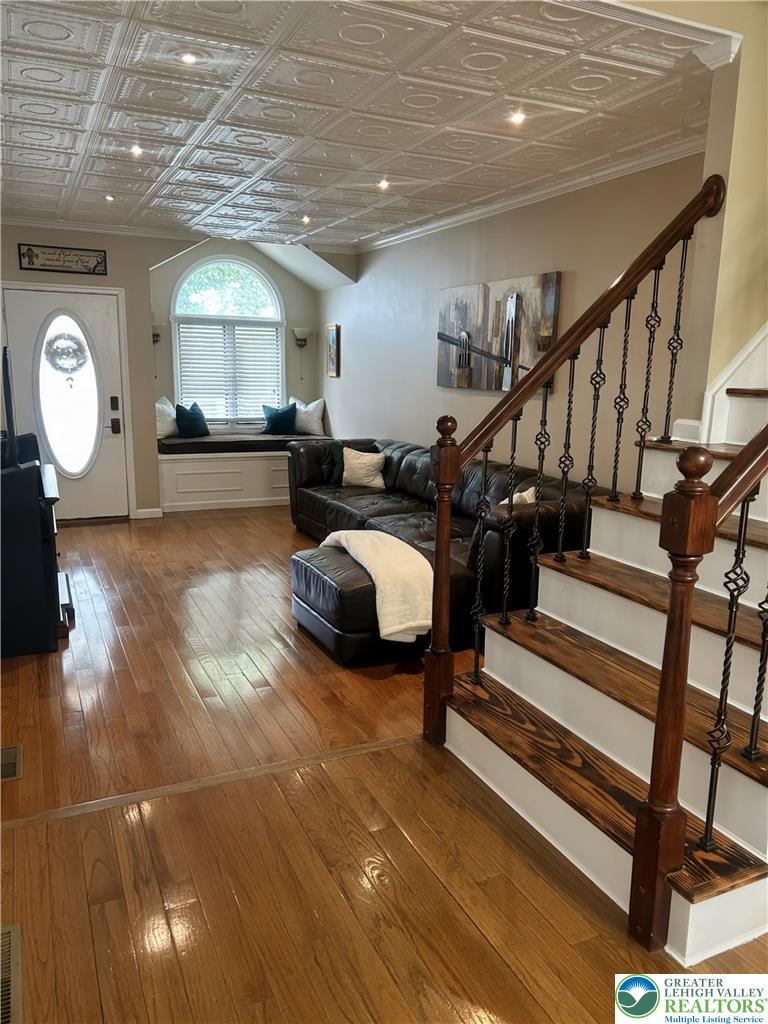 2324 Covington Avenue Property Photo 4