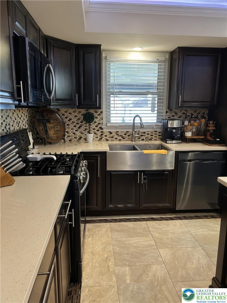 2324 Covington Avenue Property Photo 8