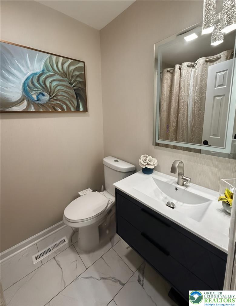 2324 Covington Avenue Property Photo 20