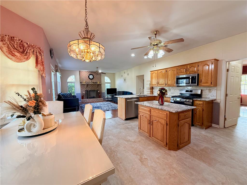 4440 Jasmine Drive Property Photo 5