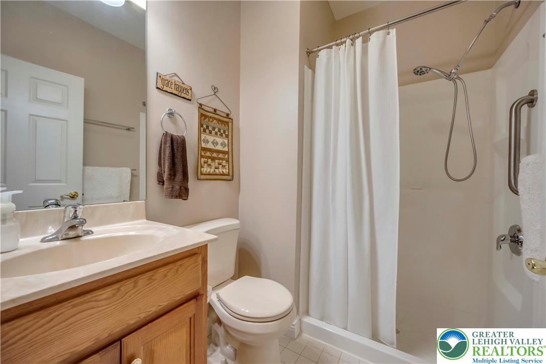 36 Glenmoor Circle North Property Photo 19