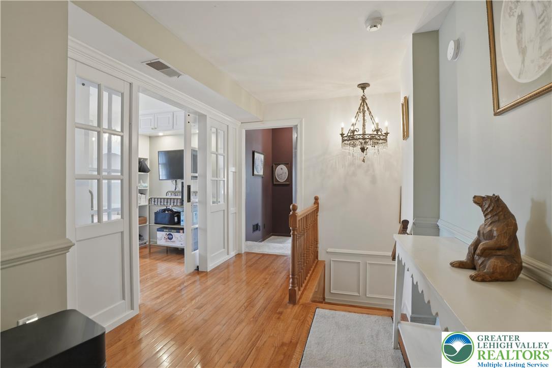 1551 Duxbury Court Property Photo 16