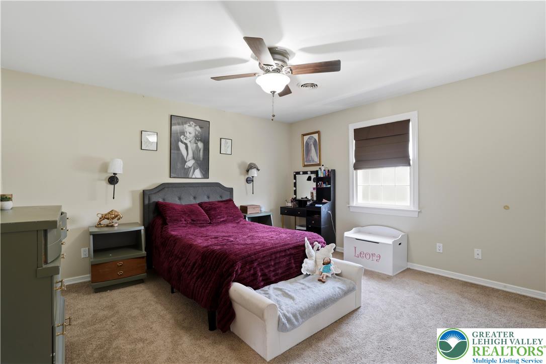 1551 Duxbury Court Property Photo 24