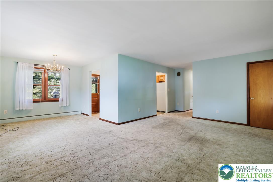 1539 Spring Garden Street Property Photo 7