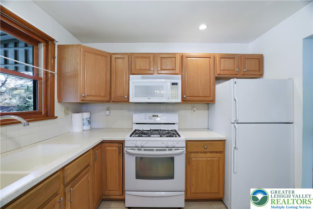 1539 Spring Garden Street Property Photo 12