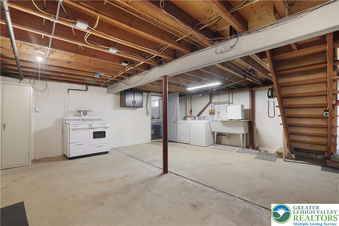 1539 Spring Garden Street Property Photo 27