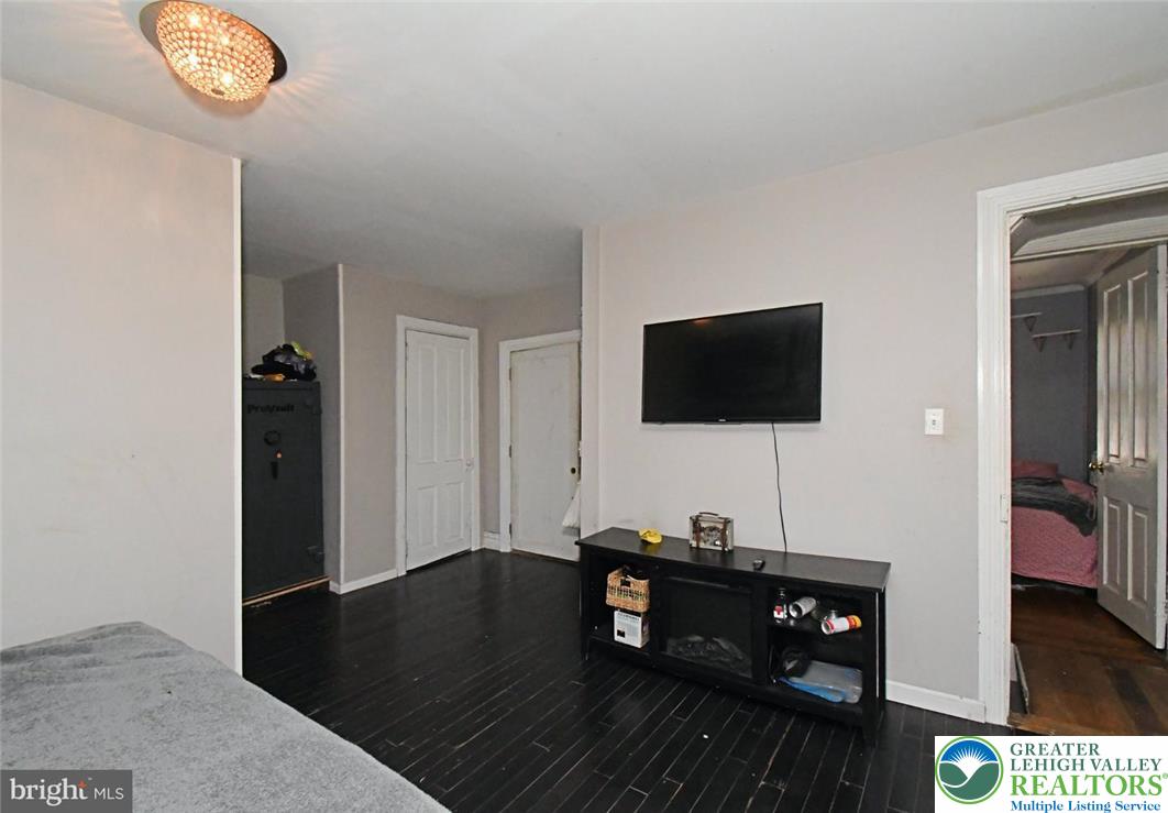 922 S Filmore Street Property Photo 12