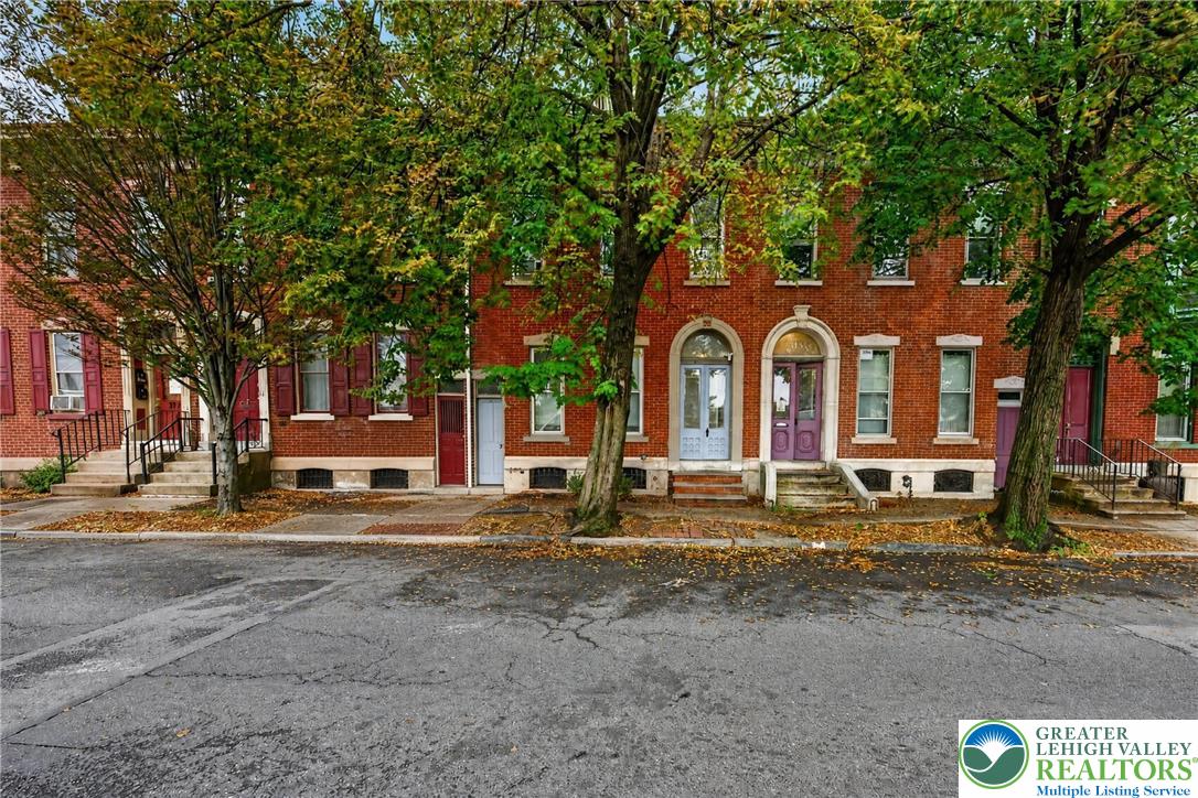317 North 10th Street Property Photo 1