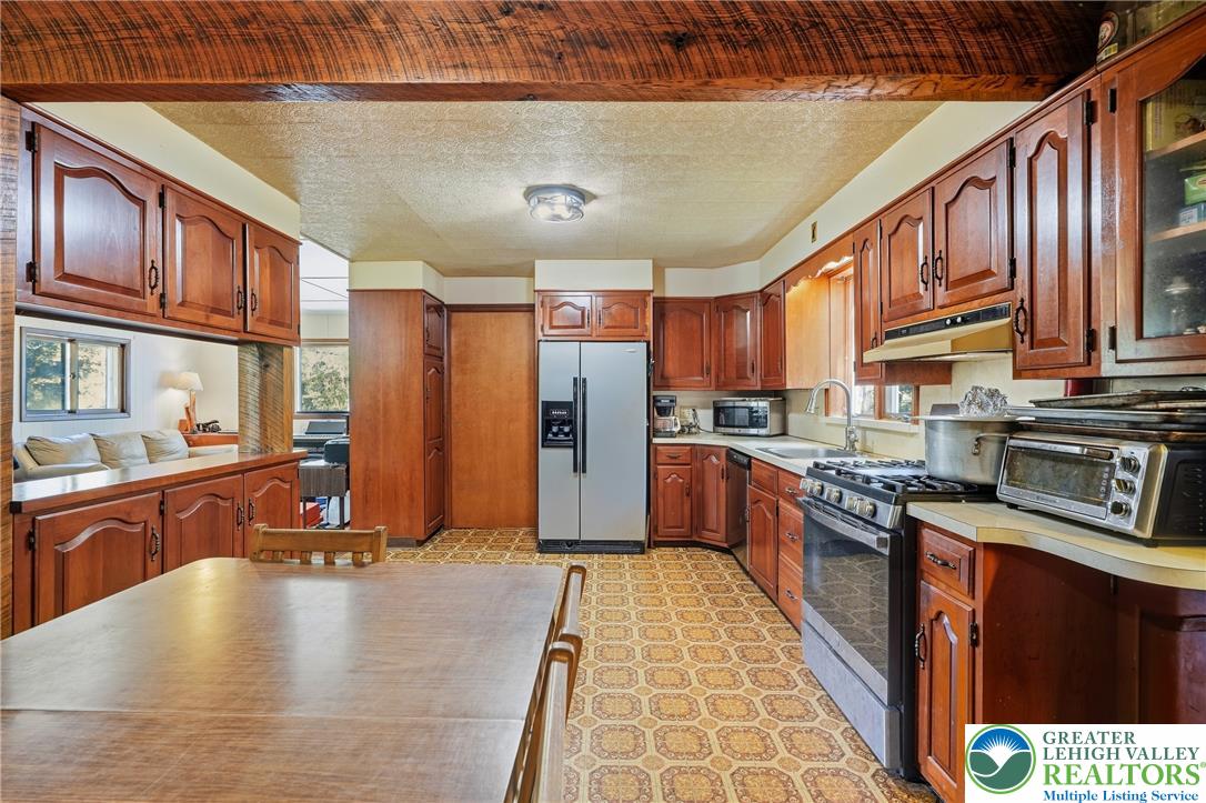 2206 Benders Drive Property Photo 18