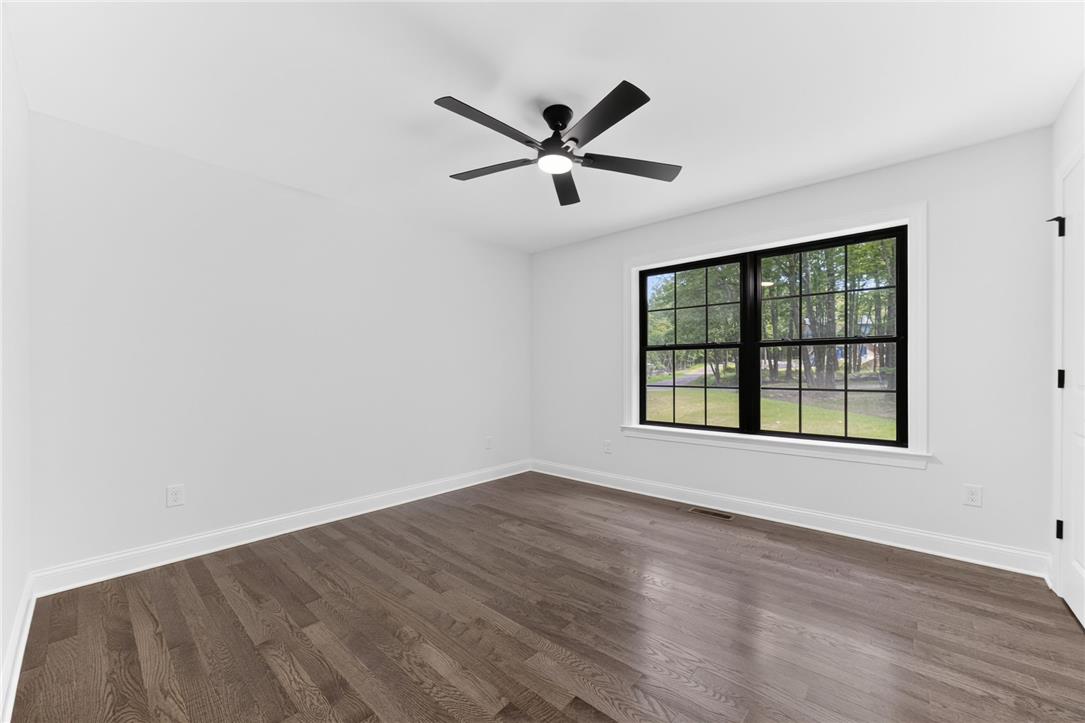 101 Wilson Court Property Photo 25