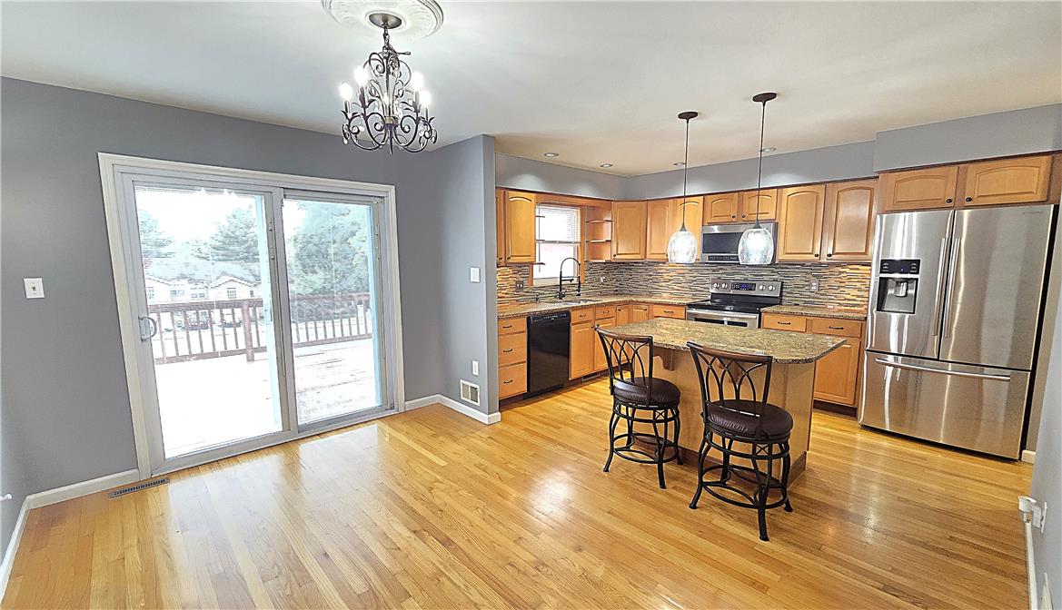 1946 Alberta Drive Property Photo 8