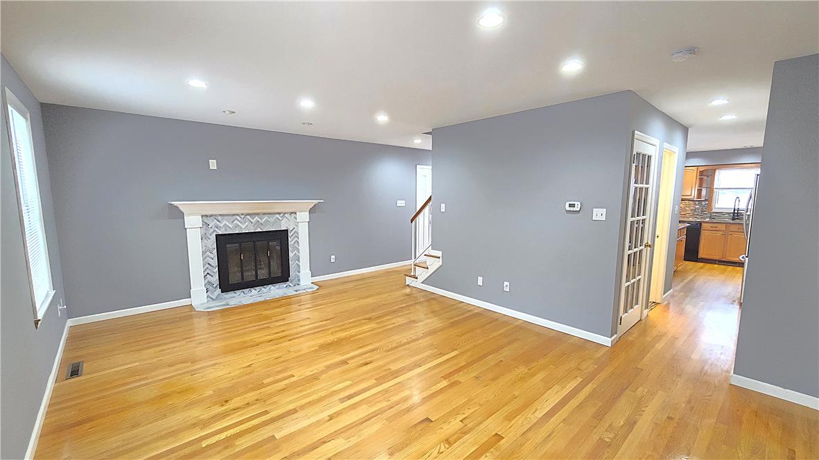 1946 Alberta Drive Property Photo 16