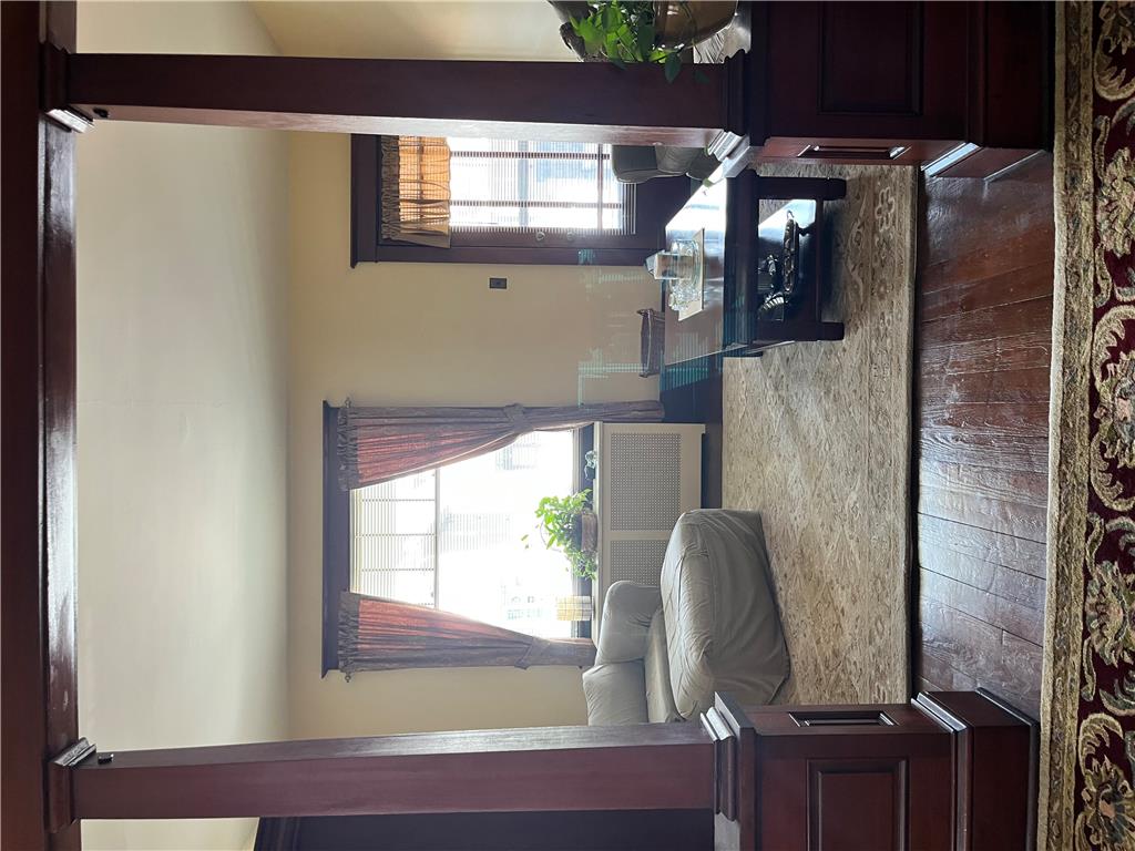 240 Lincoln Street Property Photo 9