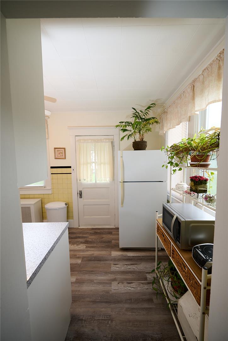 240 Lincoln Street Property Photo 12