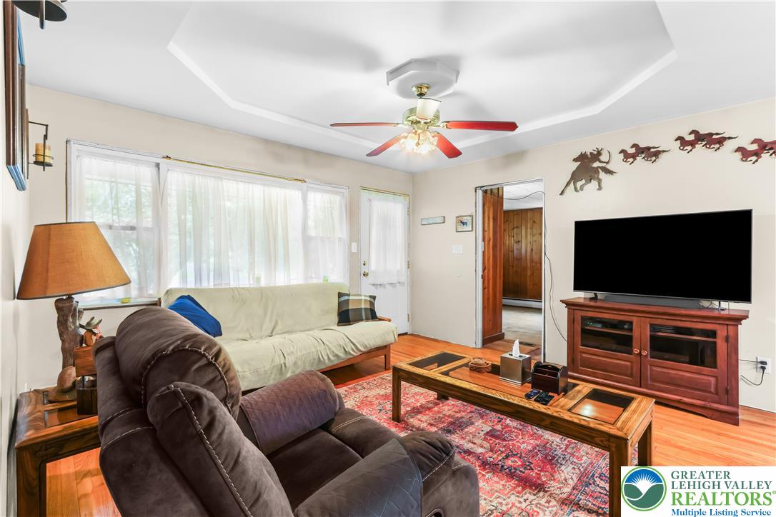 2232 Whitehead Road Property Photo 4