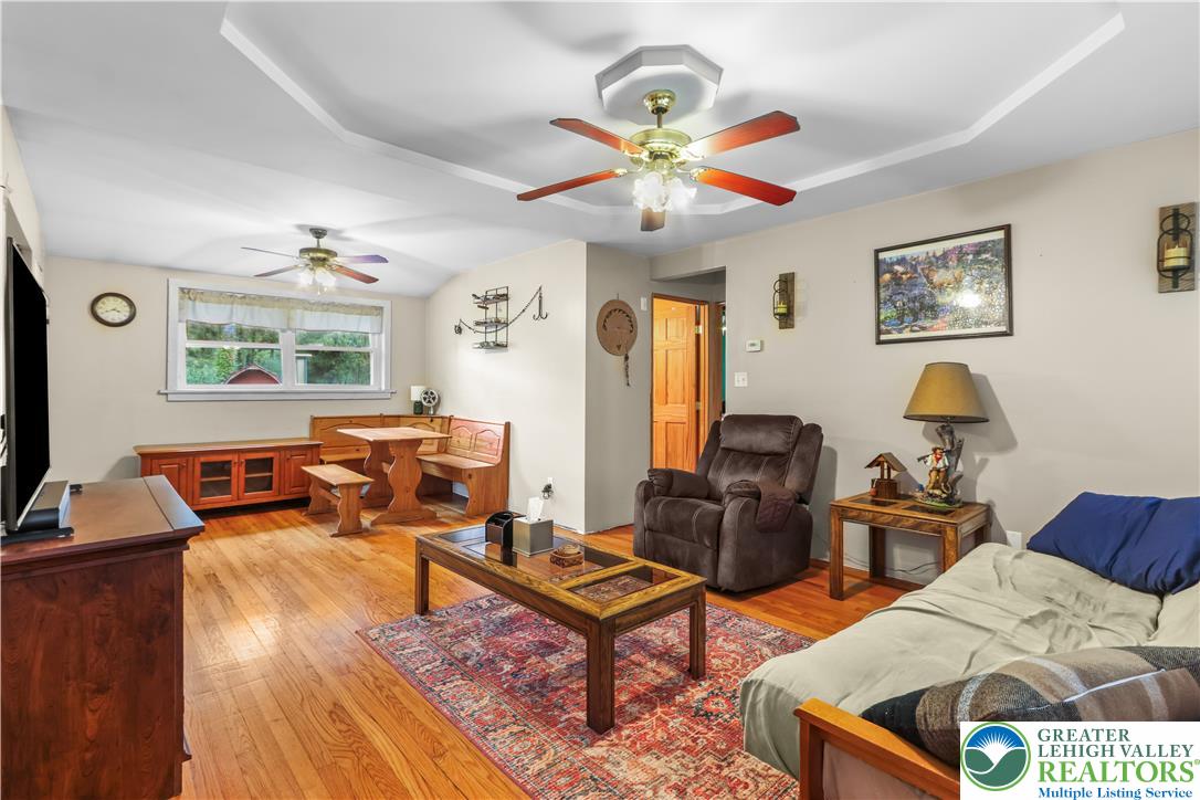 2232 Whitehead Road Property Photo 6