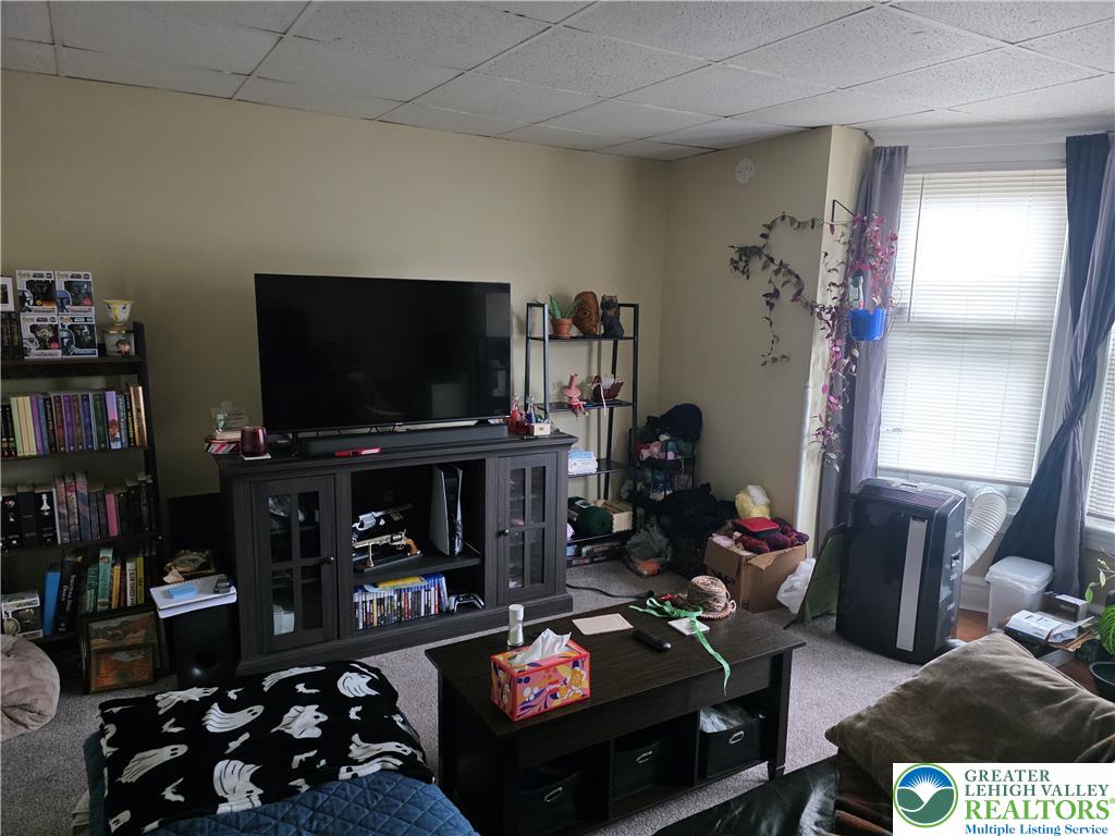 620 West Broad Street Property Photo 16