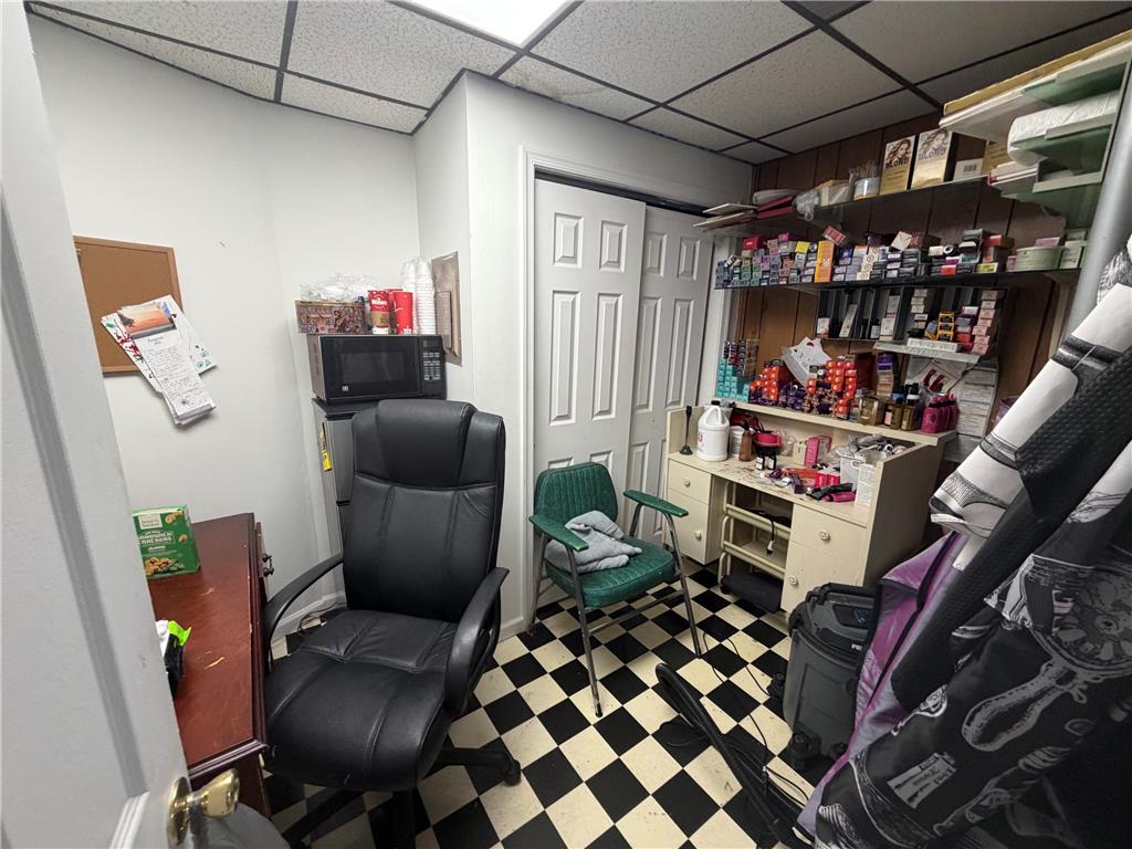 620 West Broad Street Property Photo 24