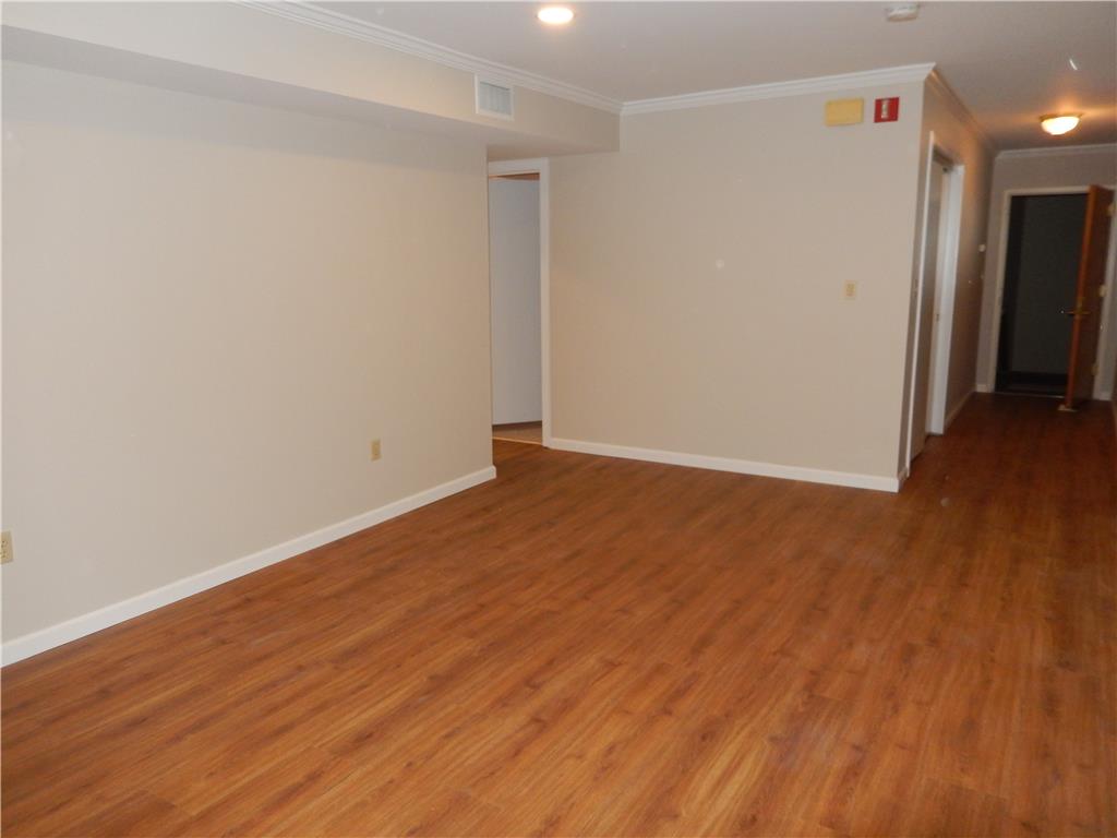4240 Tilghman Street Property Photo 6