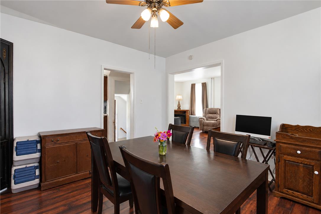 104 West Bertsch Street Property Photo 14