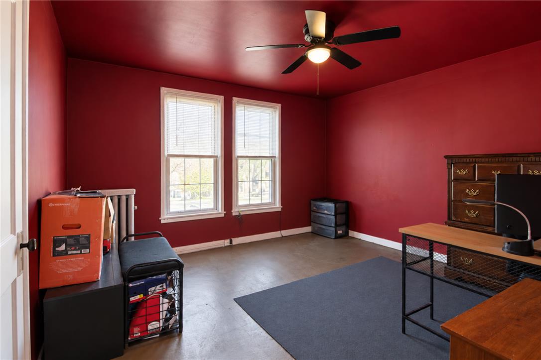 104 West Bertsch Street Property Photo 22