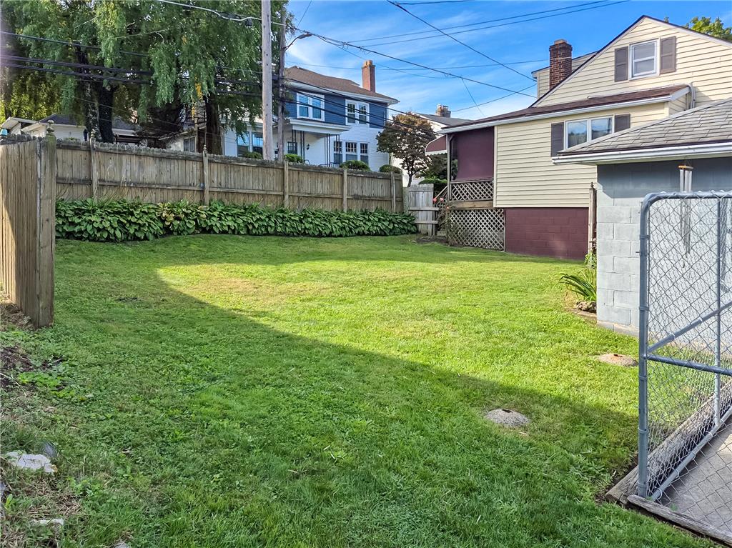104 West Bertsch Street Property Photo 30