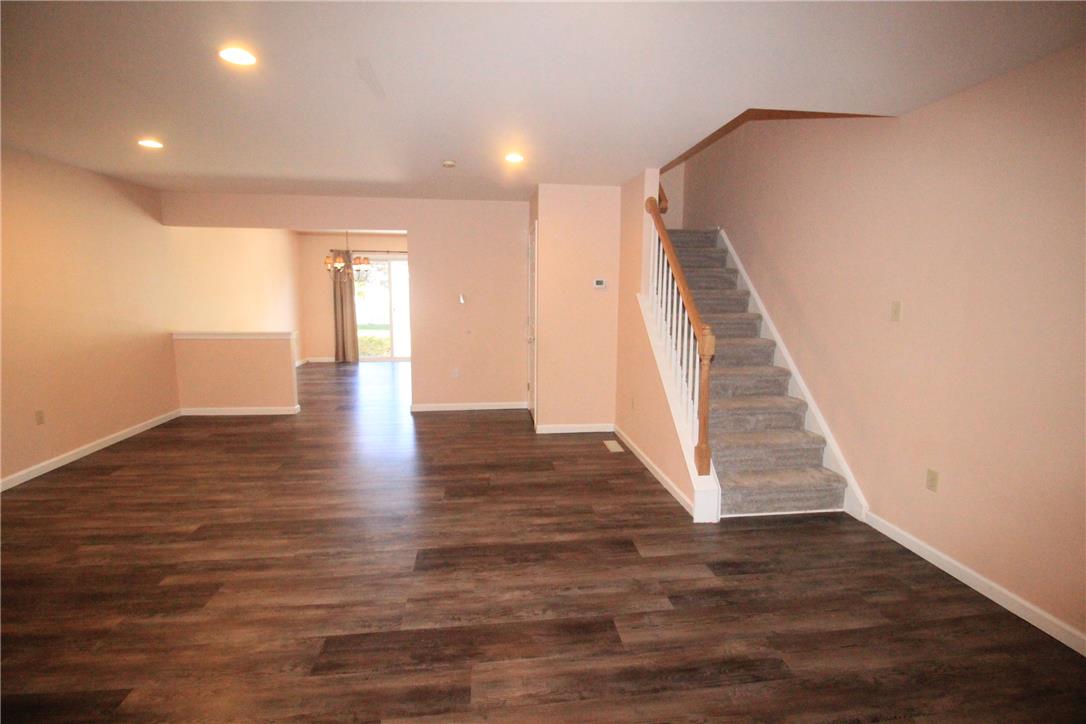 1703 Pinewind Drive Property Photo 8
