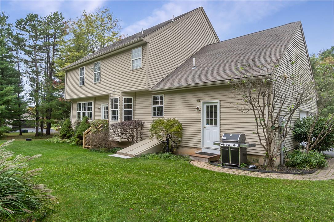 1725 Forest Street Property Photo 12
