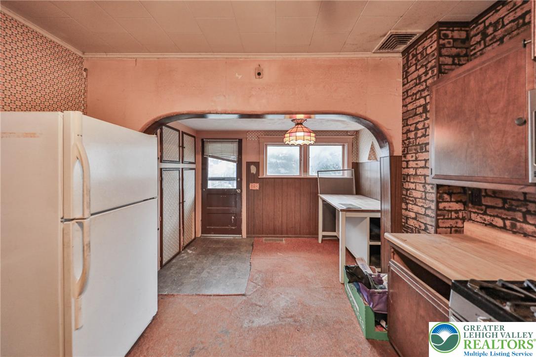 2409 Lennox Street Property Photo 13