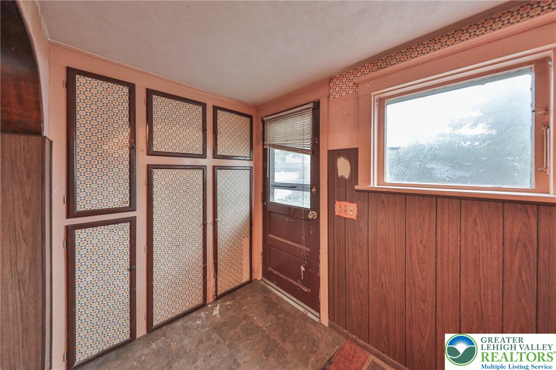 2409 Lennox Street Property Photo 14