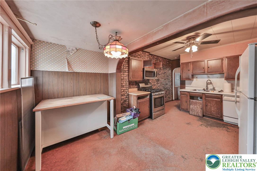 2409 Lennox Street Property Photo 15