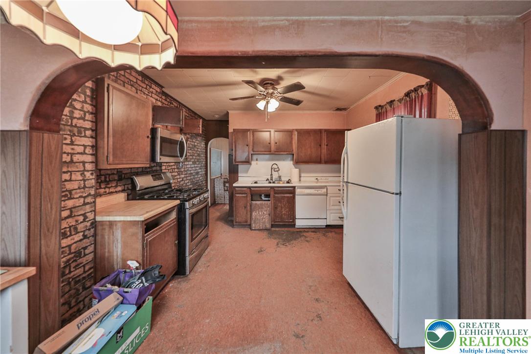2409 Lennox Street Property Photo 20