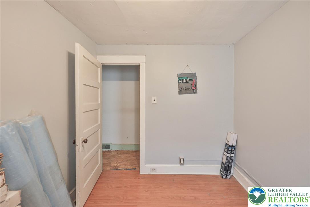 2409 Lennox Street Property Photo 32