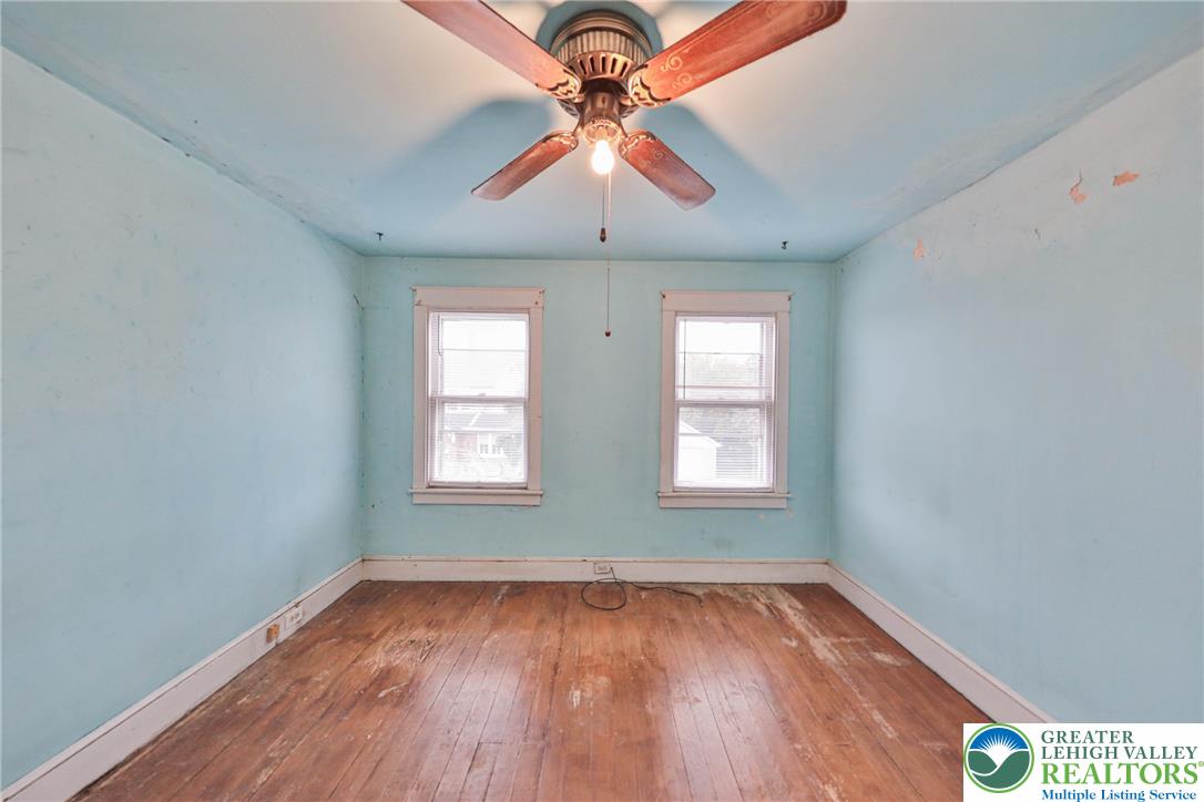 2409 Lennox Street Property Photo 37