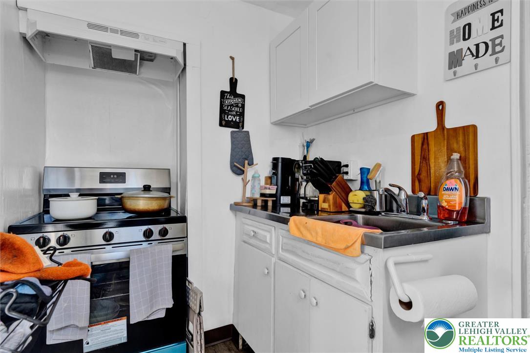 117 North Franklin Street Property Photo 4