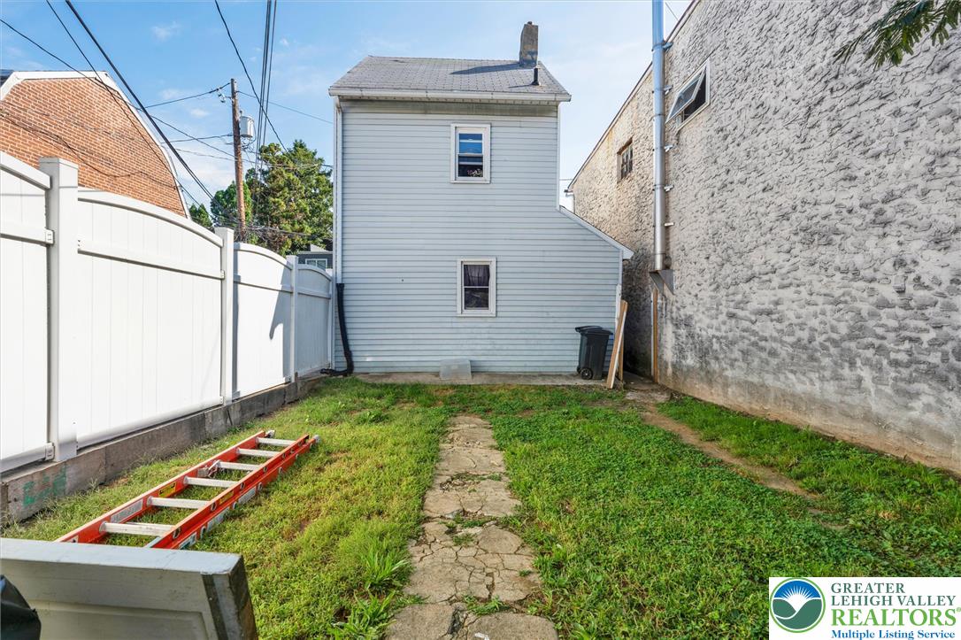 117 North Franklin Street Property Photo 43
