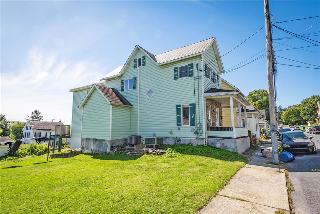 710 William Street Property Photo 4