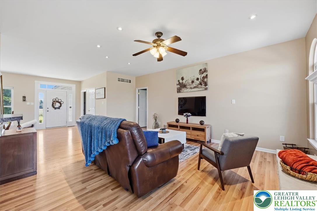 3857 Tie Road Property Photo 12