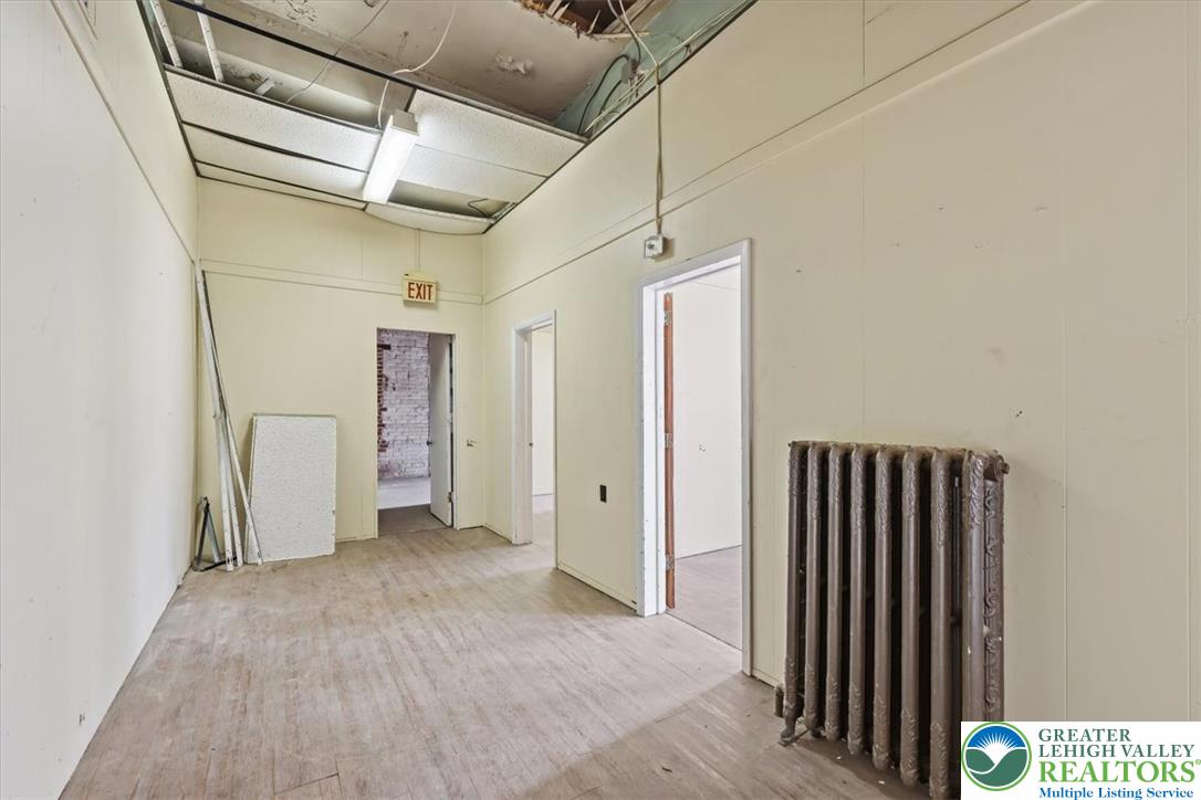 701 8th Street Property Photo 23