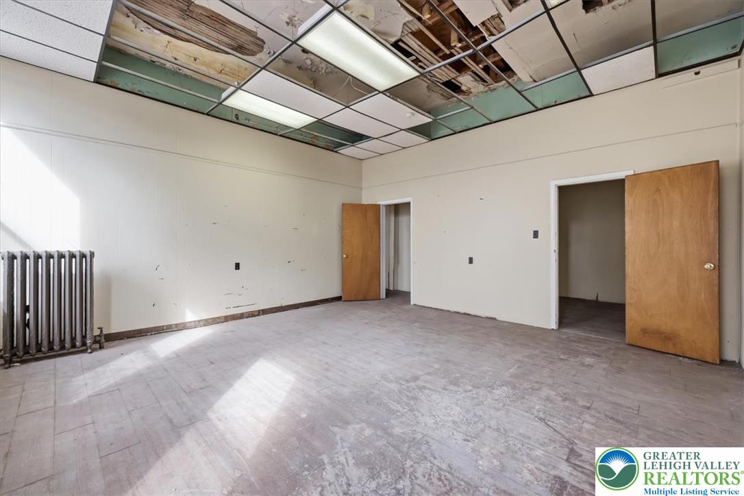 701 8th Street Property Photo 29