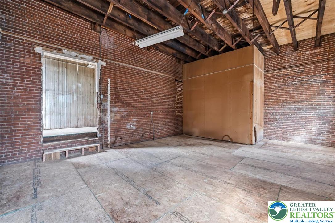 701 8th Street Property Photo 36