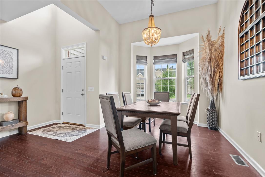 963 Spring White Drive Property Photo 3