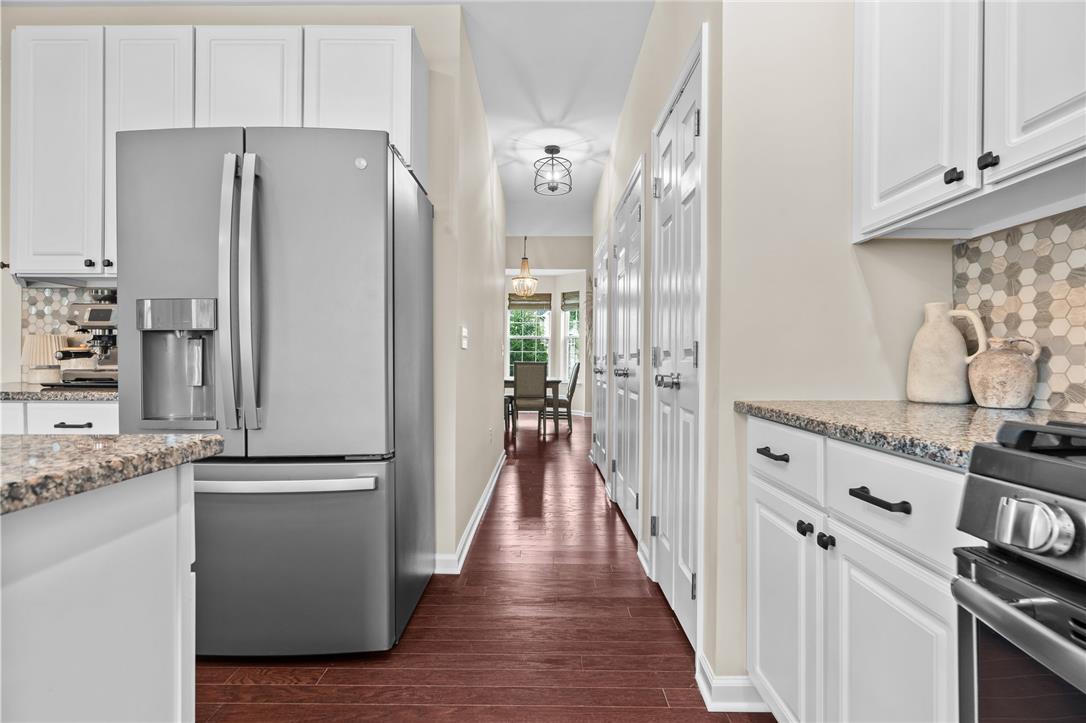 963 Spring White Drive Property Photo 10