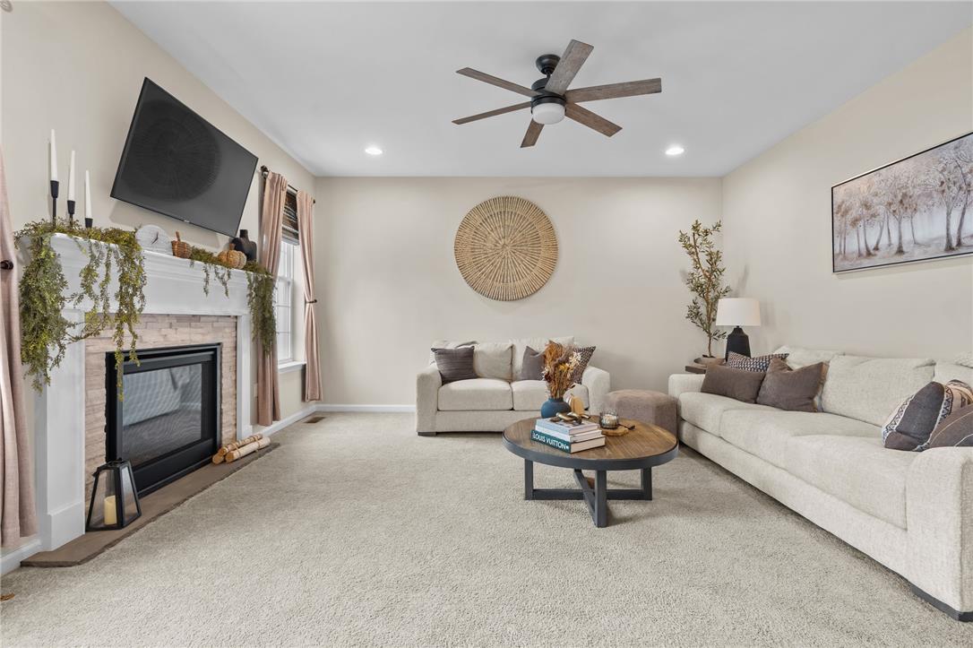 963 Spring White Drive Property Photo 13