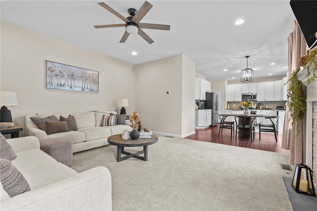 963 Spring White Drive Property Photo 14