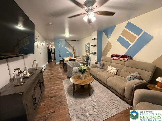 613 West Cedar Street Property Photo 6