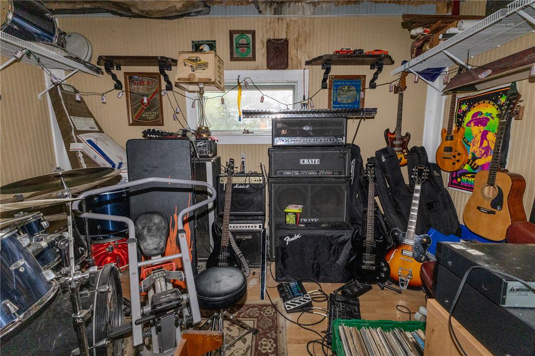 717 Market Property Photo 9