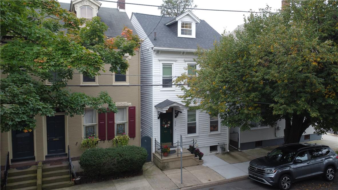 230 Porter Street Property Photo 5
