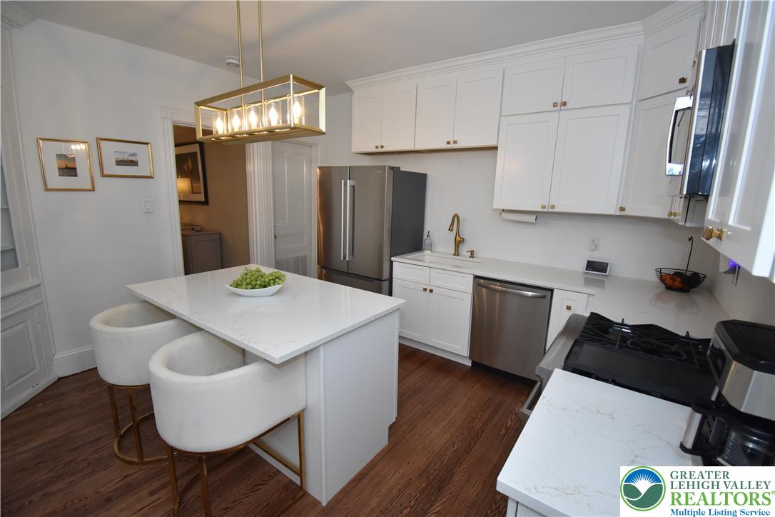 230 Porter Street Property Photo 18