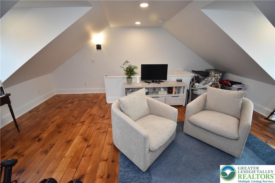 230 Porter Street Property Photo 42